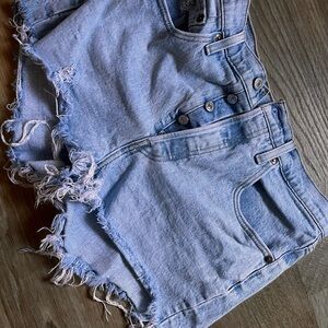 Women's Levi Shorts
